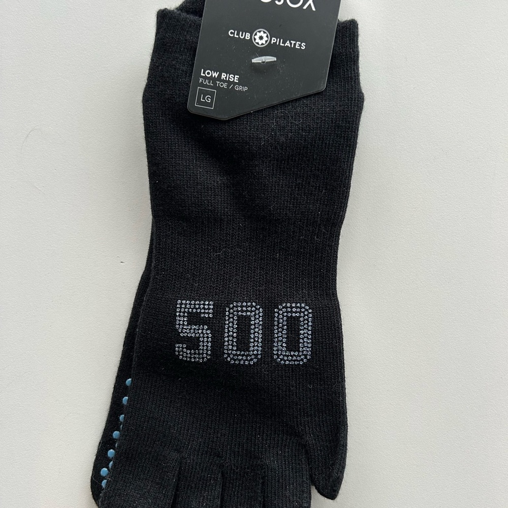 NWT Club Pilates 500 Club Toe Socks - Large